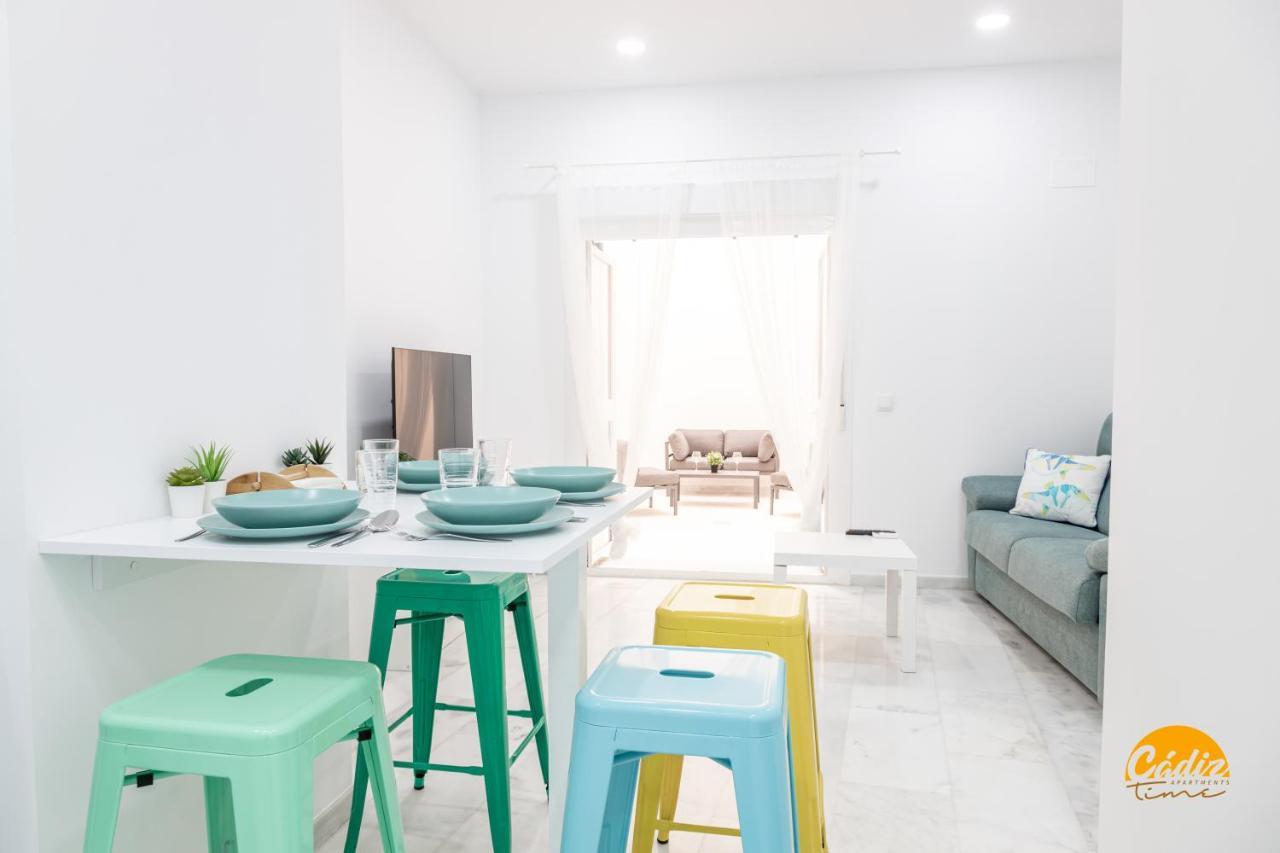 Casa Patio La Vina By Cadiz Time Apartment Luaran gambar